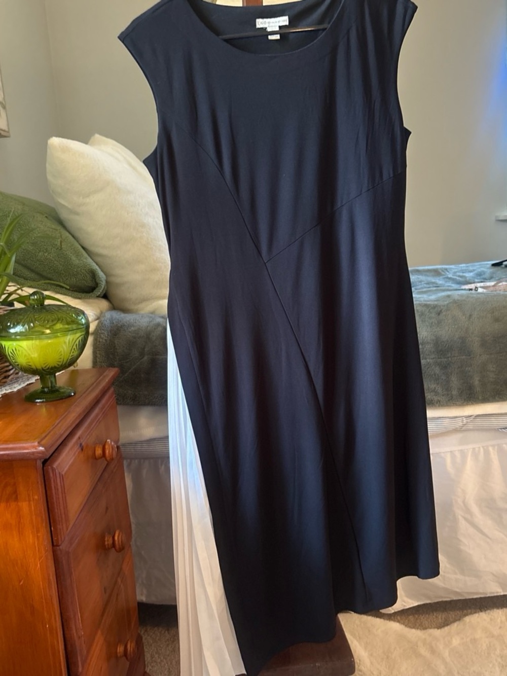 Cato black Sleeveless Midi Dress with A-Line Panels with white pleated fabric
